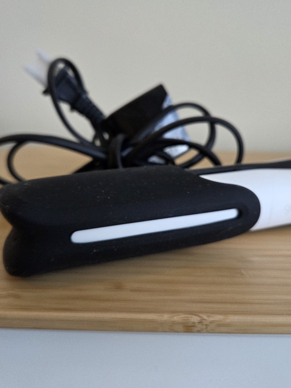 Black and White Hair Straightener Flat Iron